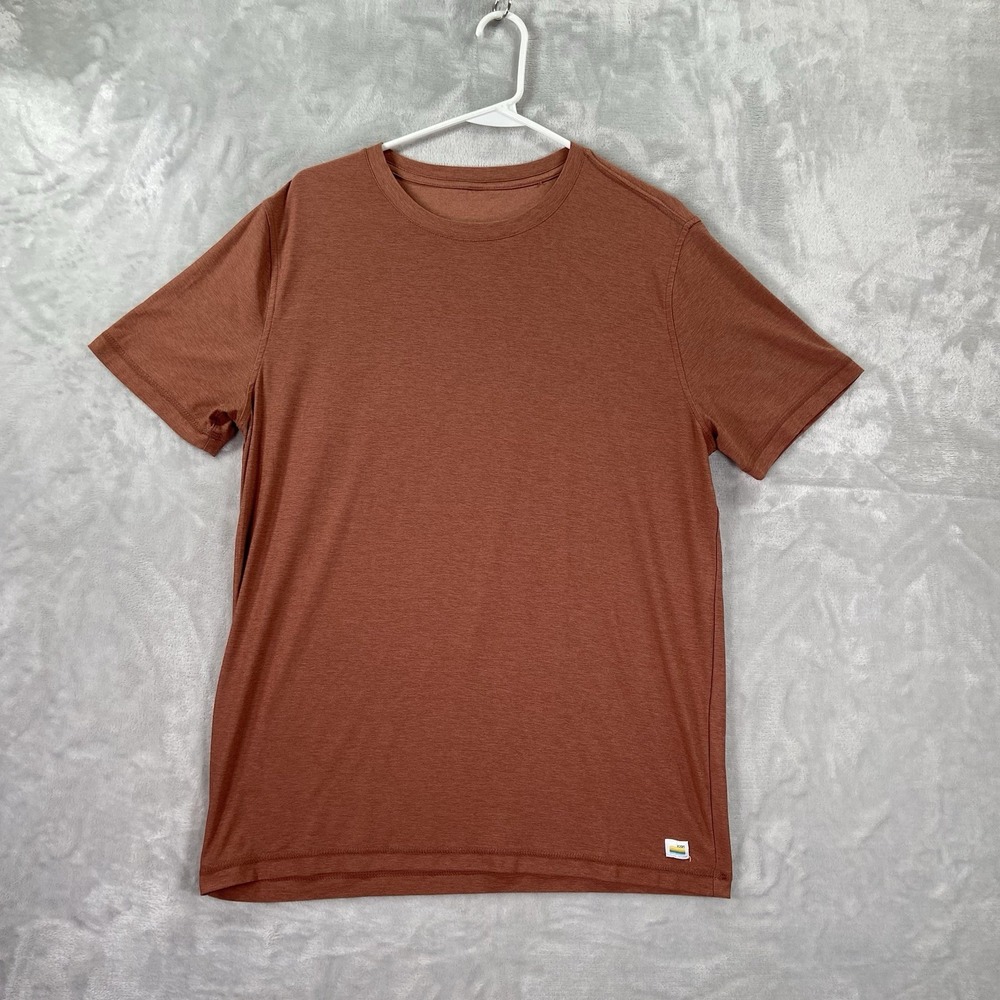 Vuori T-Shirt Mens Medium Strato Tech Short Sleeve Tee Performance Athleisure